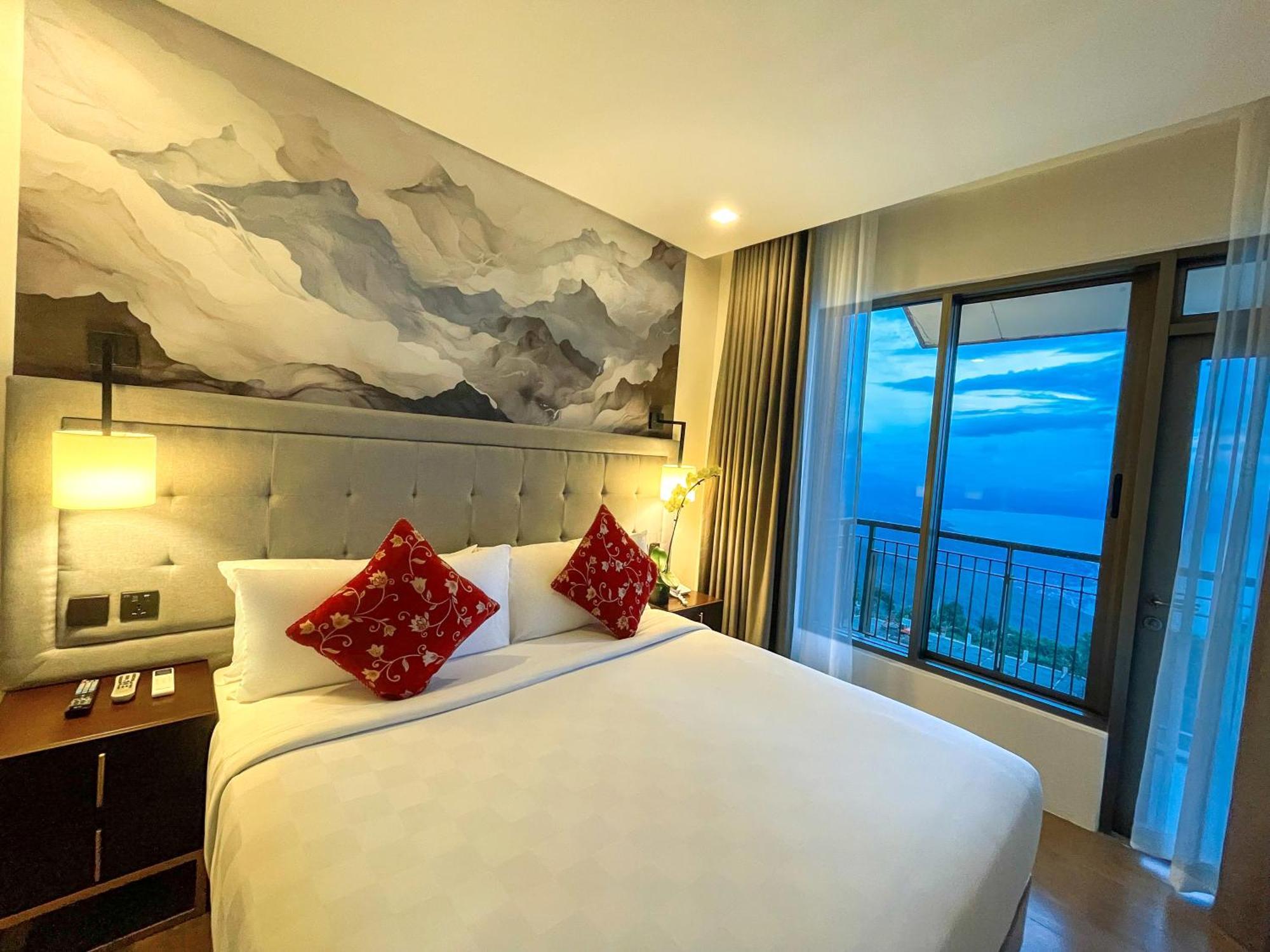 Hotel Summit Ridge Tagaytay - Newly Renovated à Tagaytay City Extérieur photo