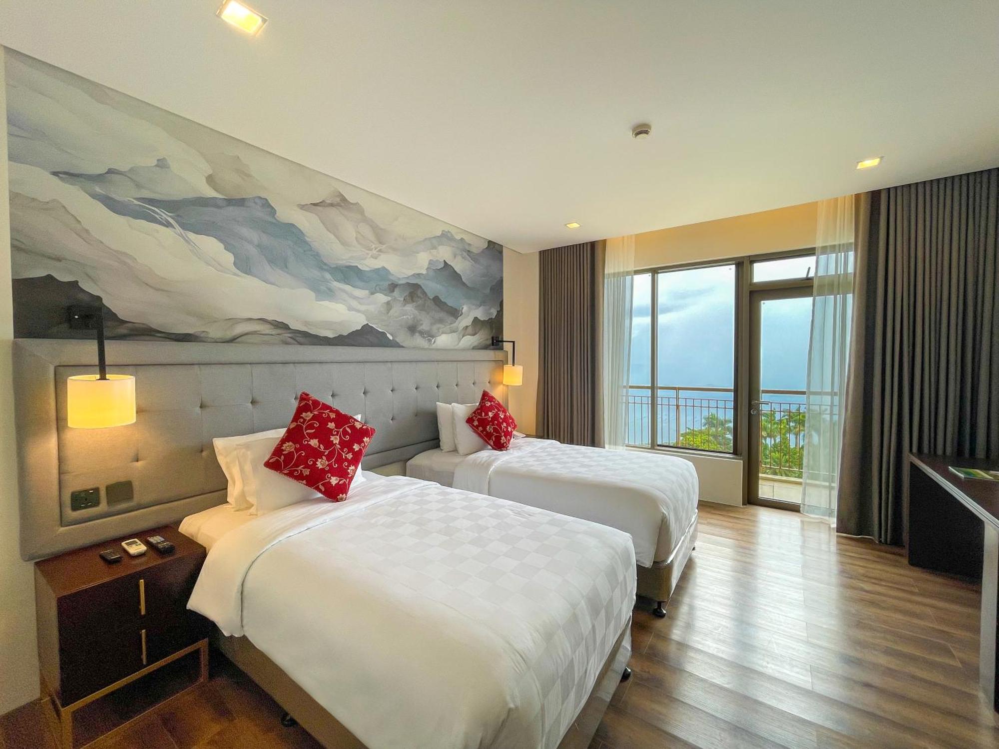 Hotel Summit Ridge Tagaytay - Newly Renovated à Tagaytay City Extérieur photo