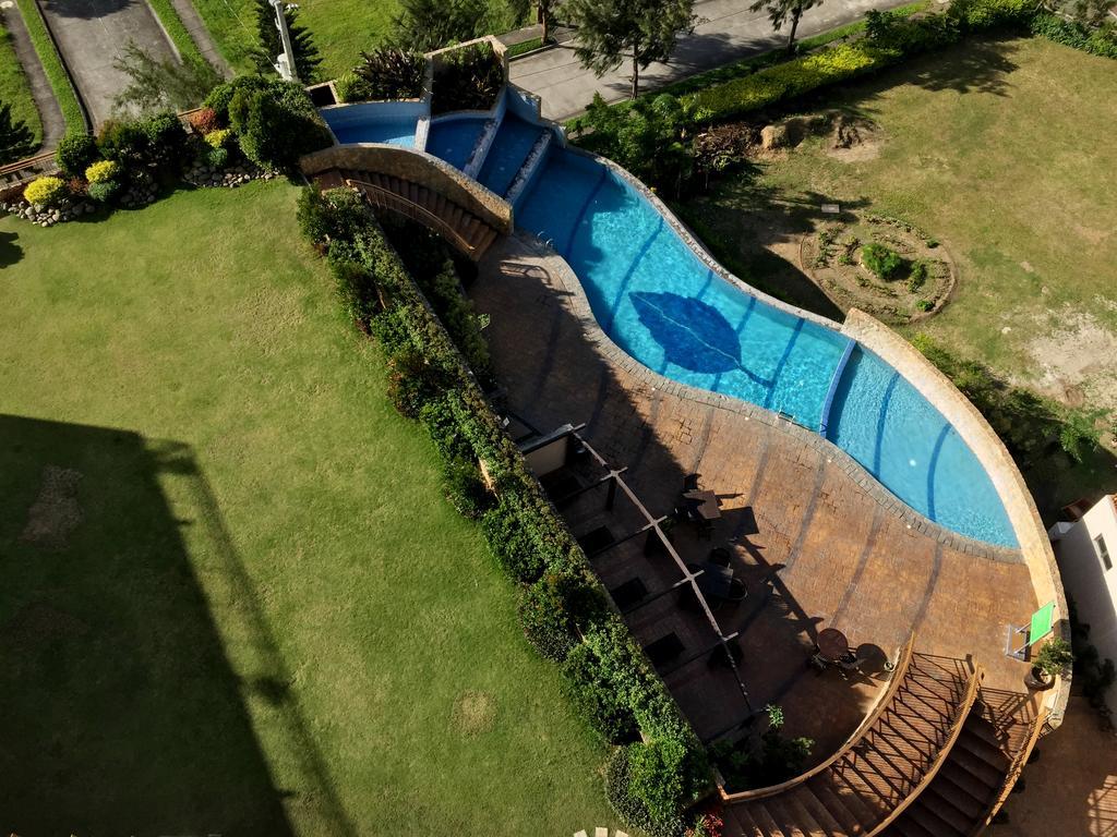Hotel Summit Ridge Tagaytay - Newly Renovated à Tagaytay City Extérieur photo