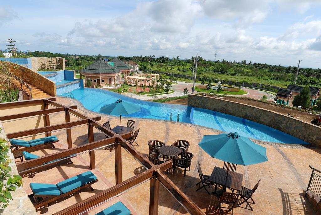 Hotel Summit Ridge Tagaytay - Newly Renovated à Tagaytay City Extérieur photo
